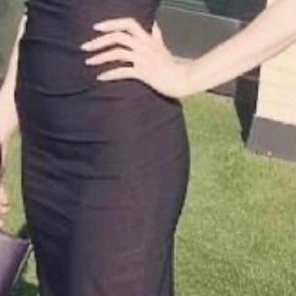 EMILIO & COCO Black Fitted Dress - Picture 2 of 6